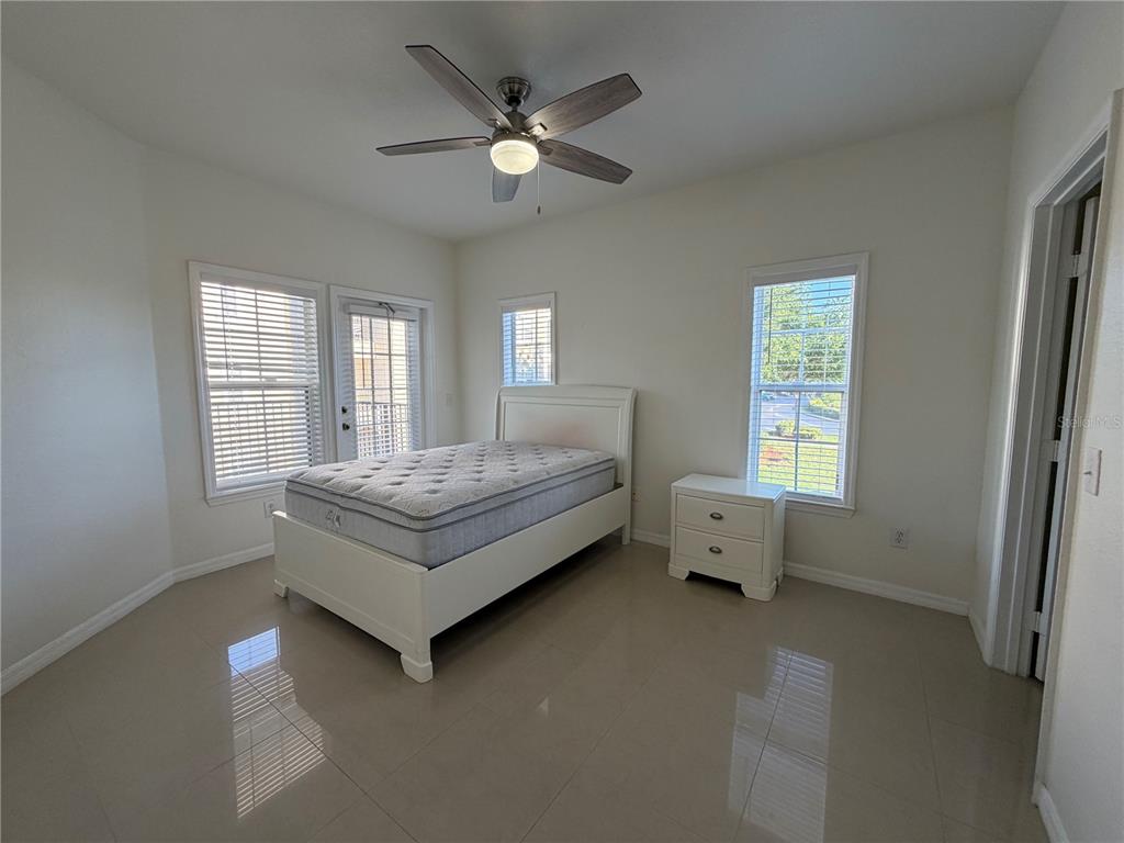3735 Conroy Road, Unit 2222 Orlando, FL 32839 - Photo 29 of 47