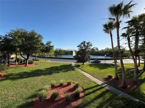 $1,800 | 3735 Conroy Road, Unit 2222, Orlando, FL 32839