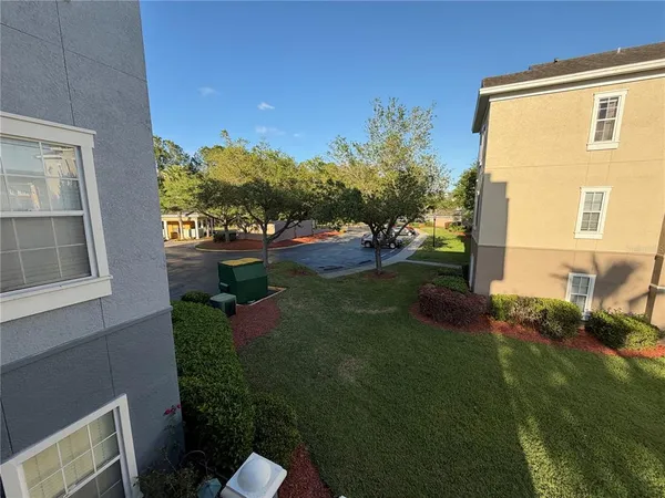 $1,800 | 3735 Conroy Road, Unit 2222, Orlando, FL 32839