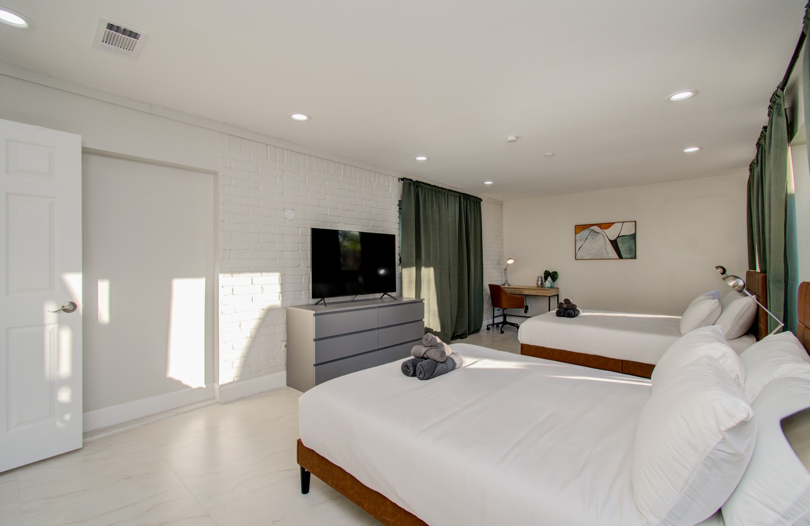 8623 Parasol Lane Houston, TX 77064 - Photo 30 of 50 a living room with furniture and a flat screen tv