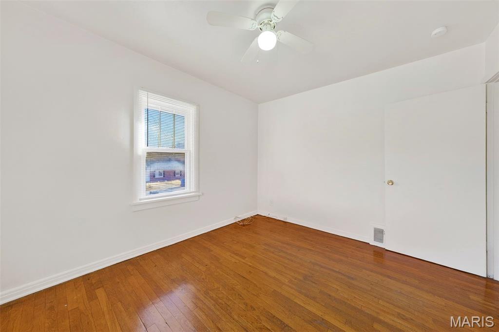 9717 Winkler Drive St. Louis, MO 63136 - Photo 8 of 37