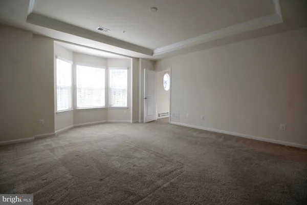 $2,995 | 13615 Air And Parkway, Unit MUSEUM 8J, Herndon, VA 20171