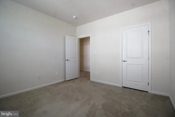 $2,995 | 13615 Air And Parkway, Unit MUSEUM 8J, Herndon, VA 20171