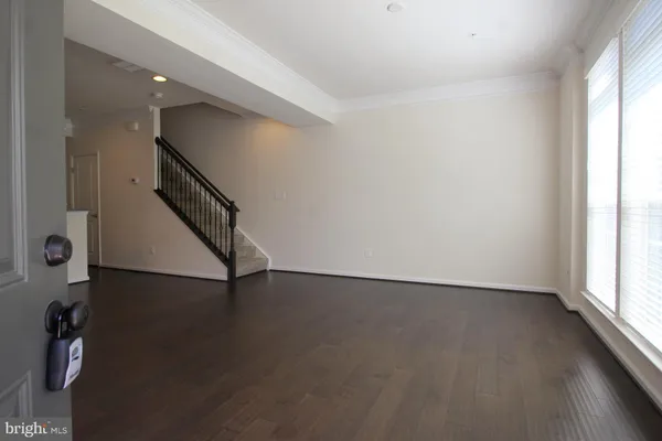 $2,995 | 13615 Air And Parkway, Unit MUSEUM 8J, Herndon, VA 20171