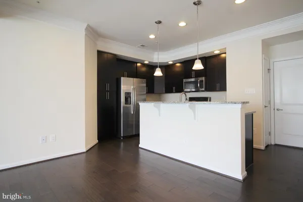 $2,995 | 13615 Air And Parkway, Unit MUSEUM 8J, Herndon, VA 20171