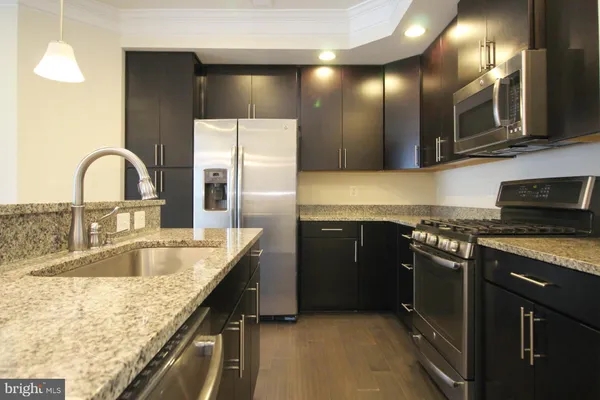 $2,995 | 13615 Air And Parkway, Unit MUSEUM 8J, Herndon, VA 20171