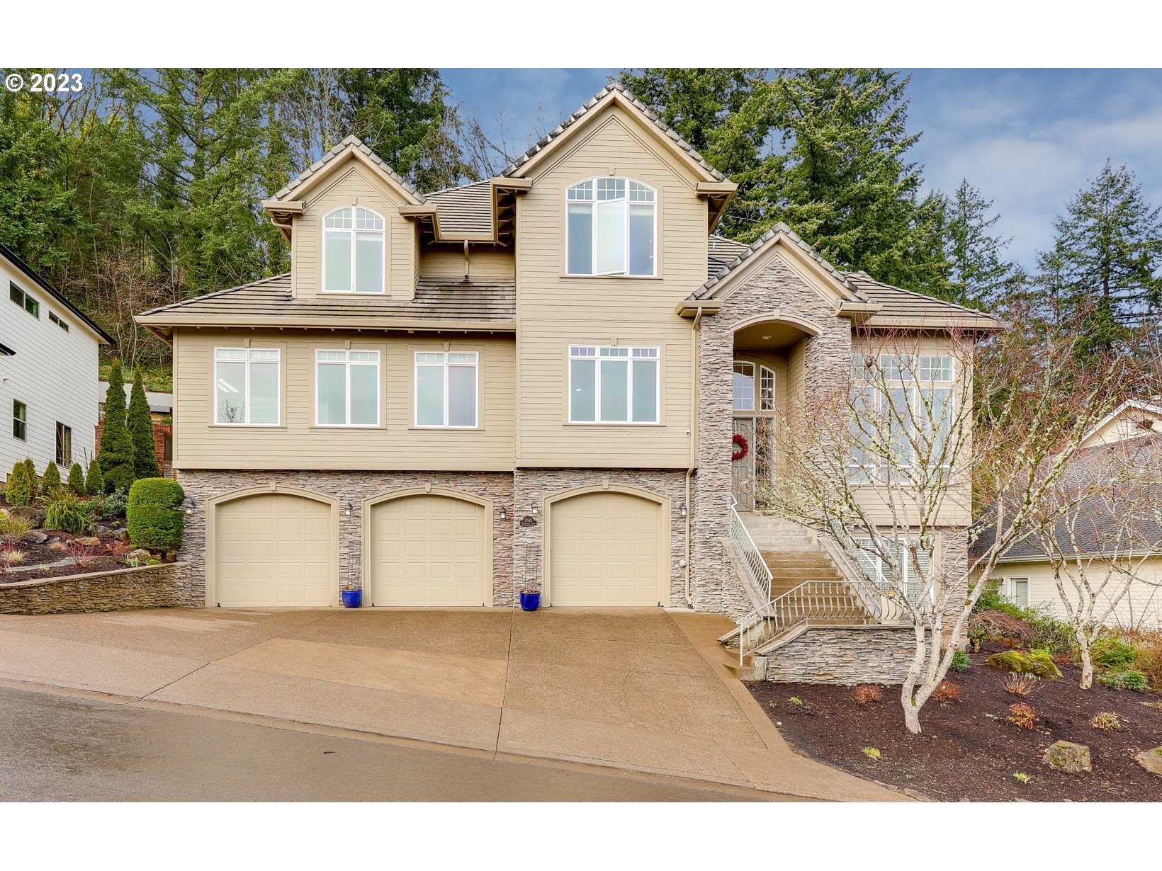 17649 Woodhurst Place, Lake Oswego, OR 97034 Compass