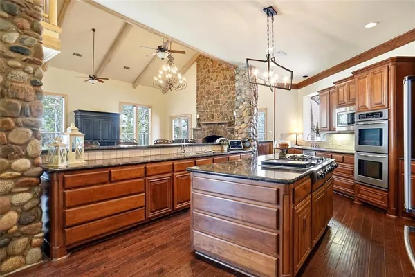 $1,550,000 | 3302 Sweet Gum Lane, Grapevine, TX 76051