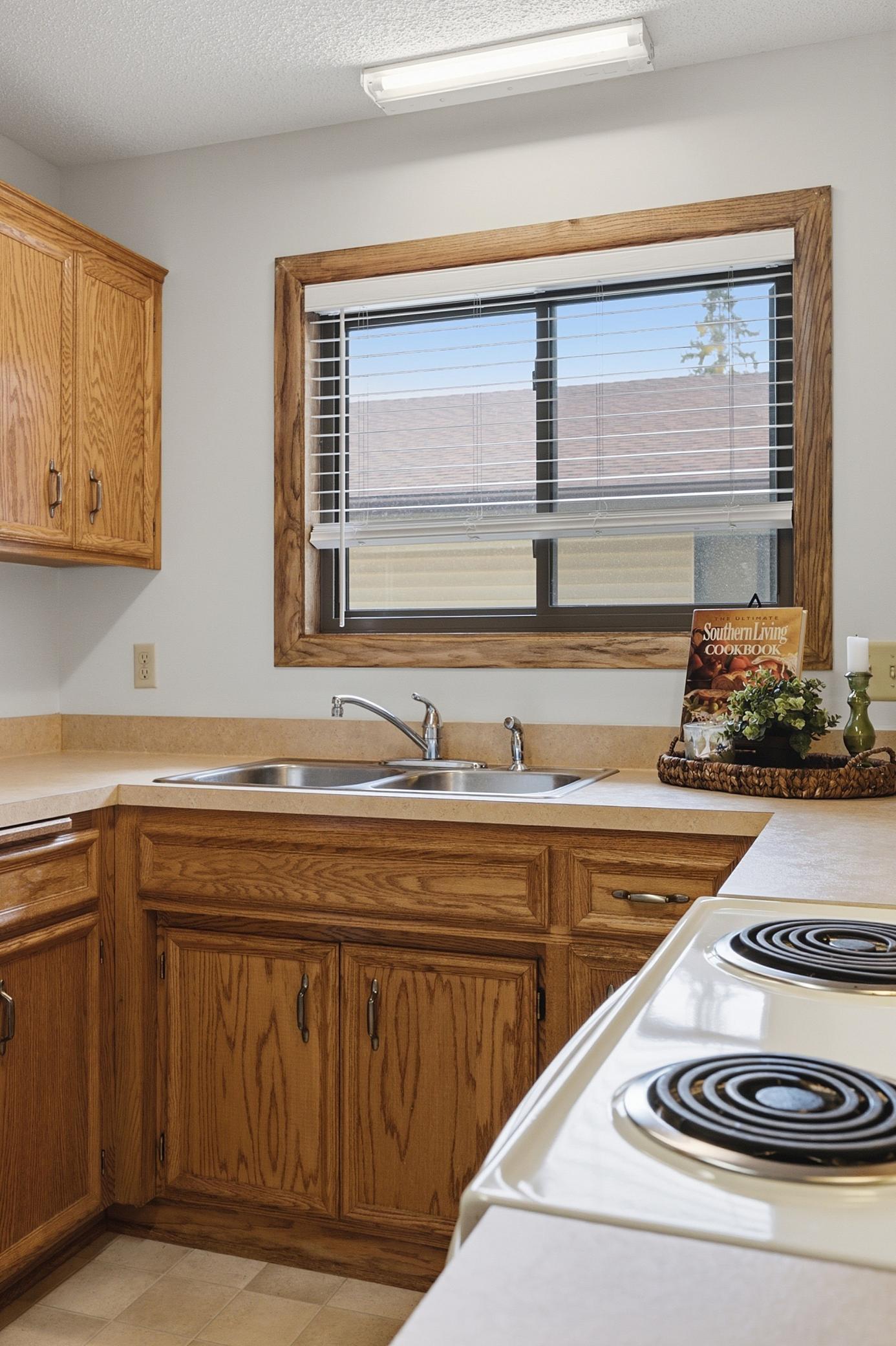 8564 134th Street West Apple Valley, MN 55124 - Photo 8 of 32 Gallery Image 8