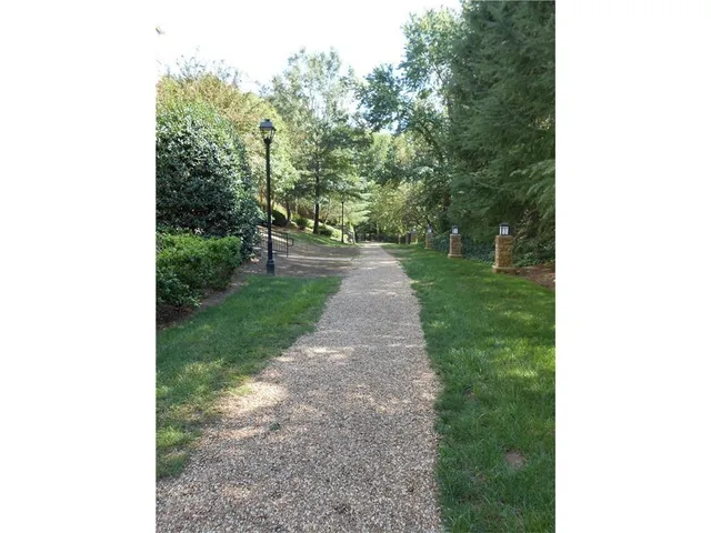 $1,650 | 10 Perimeter Summit Boulevard, Unit 4240, Atlanta, GA 30319