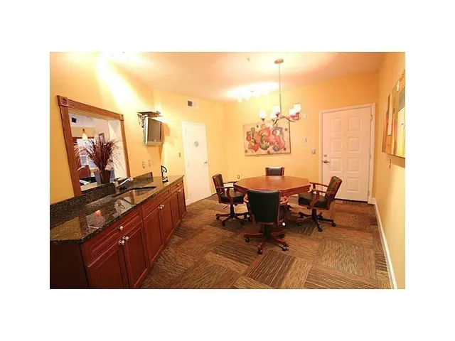 $1,650 | 10 Perimeter Summit Boulevard, Unit 4240, Atlanta, GA 30319