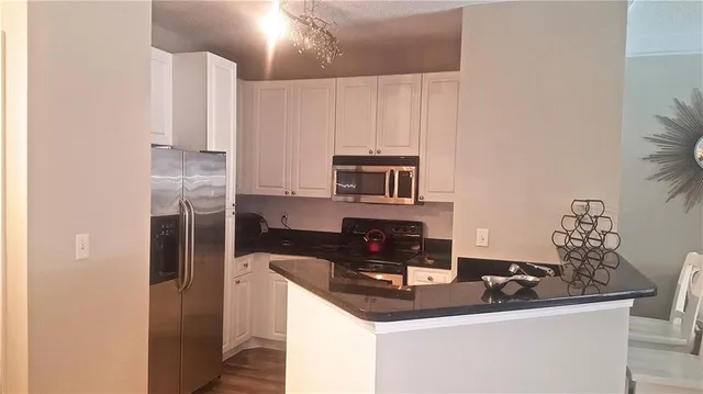 $1,650 | 10 Perimeter Summit Boulevard, Unit 4240, Atlanta, GA 30319