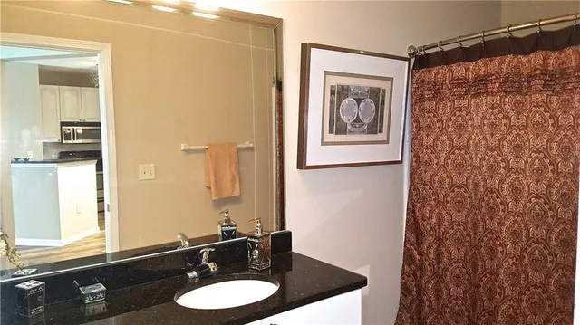 $1,650 | 10 Perimeter Summit Boulevard, Unit 4240, Atlanta, GA 30319