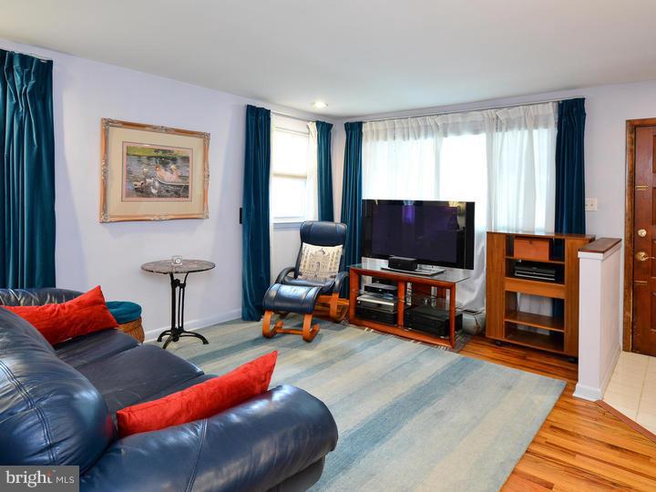 17 Chelten Road Havertown, PA 19083 - Photo 4 of 25