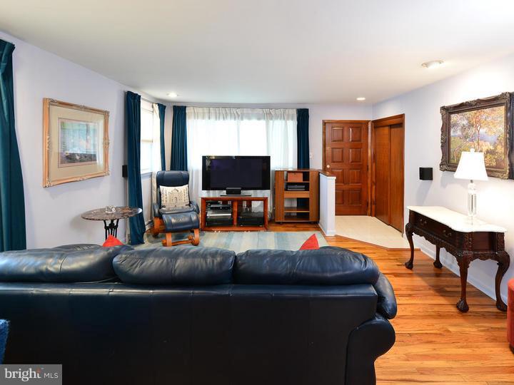 17 Chelten Road Havertown, PA 19083 - Photo 6 of 25