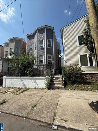 $379,900 | 125 Governor Street, Paterson, NJ 07501