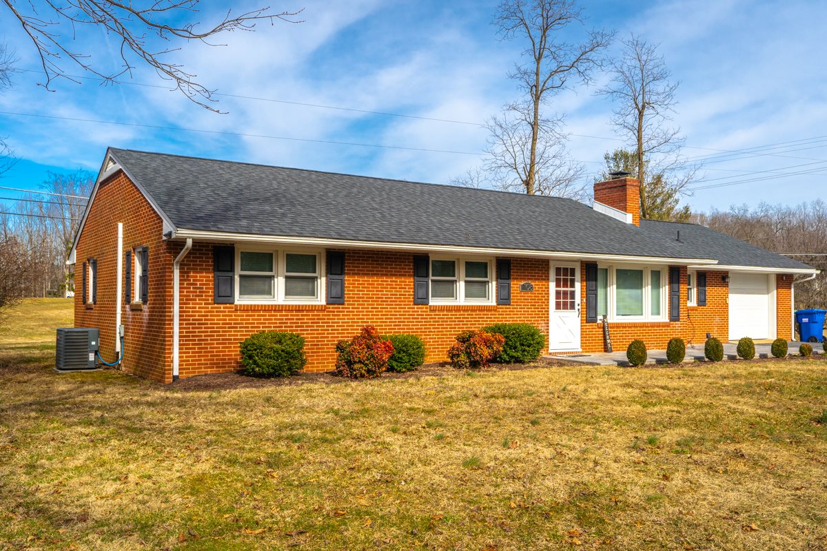 108 Sandy Ridge Road Waynesboro, VA 22980 - Photo 30 of 38 Gallery Image 30