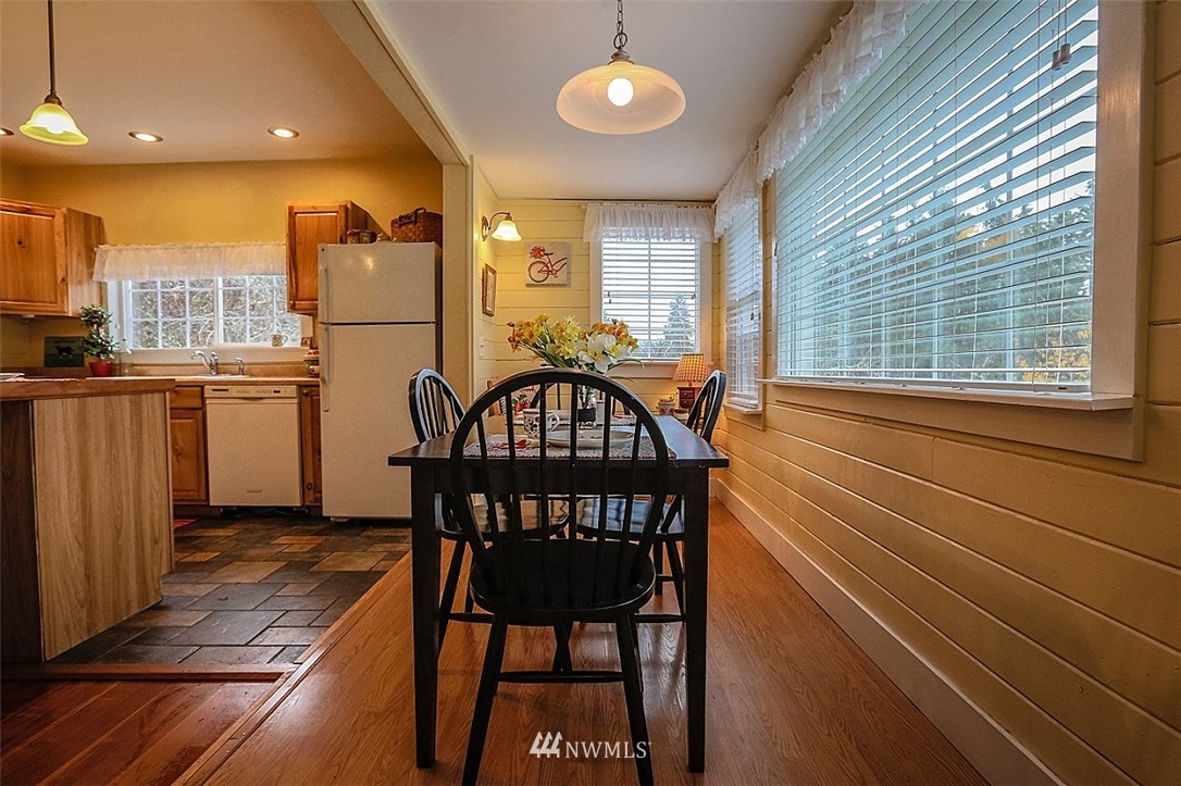 3189 Locker Road Southeast Port Orchard, WA 98366 - Photo 14 of 25 Gallery Image 14