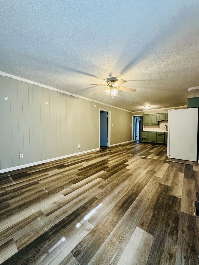 404 West 9th Street Christopher, IL 62822 - Photo 12 of 29 Gallery Image 12