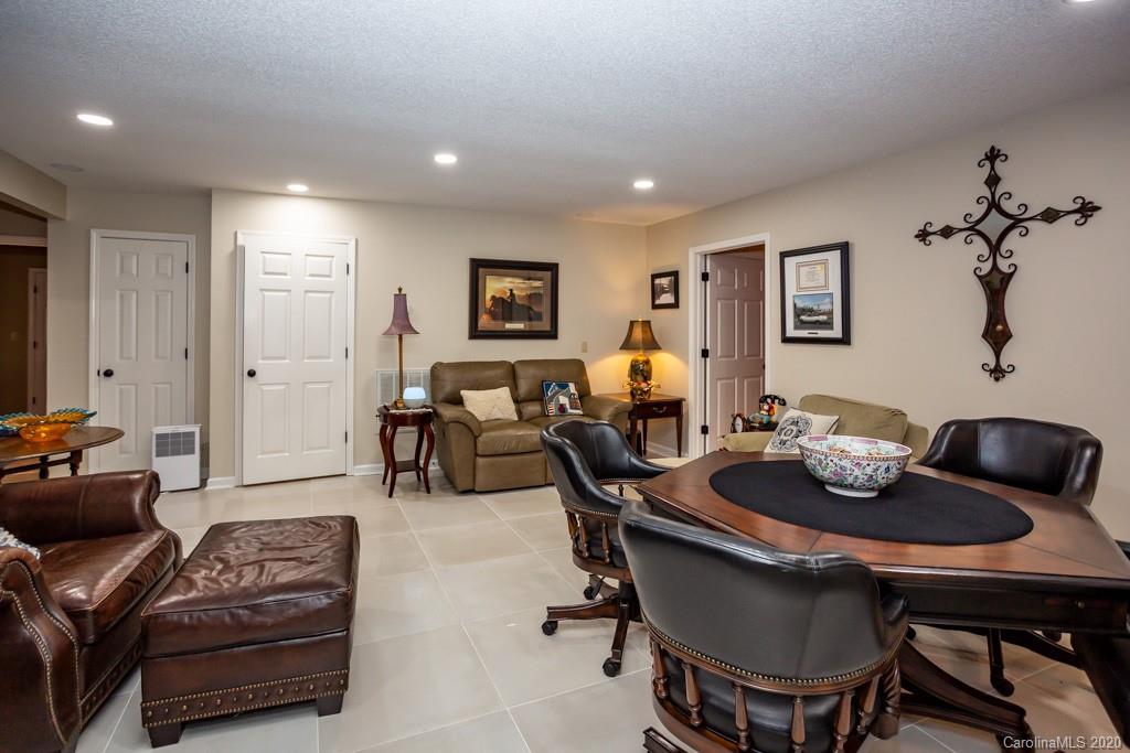194 Quail Ridge Road Lake Lure, NC 28746 - Photo 28 of 42 Gallery Image 28
