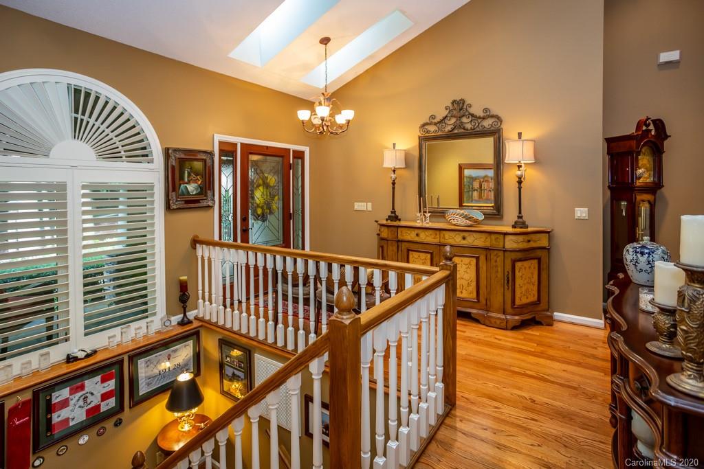 194 Quail Ridge Road Lake Lure, NC 28746 - Photo 9 of 42 Gallery Image 9
