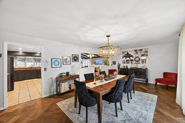 $675,000 | 209 East 135th Street, Burnsville, MN 55337