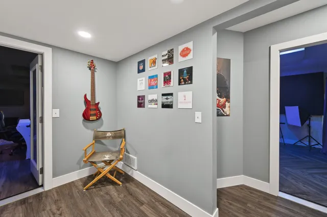 $675,000 | 209 East 135th Street, Burnsville, MN 55337