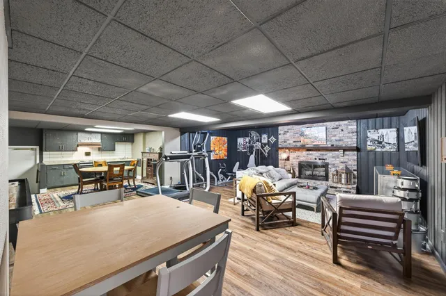 $675,000 | 209 East 135th Street, Burnsville, MN 55337