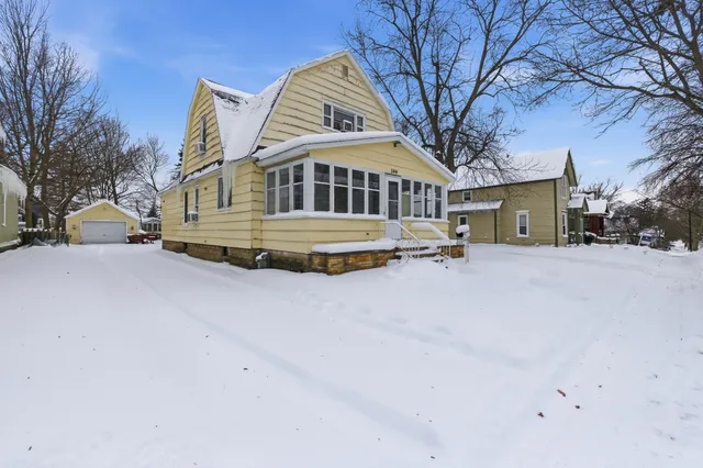 $275,000 | 544 College Avenue, Holland, MI 49423