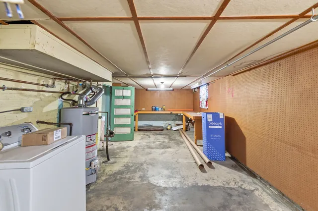 $275,000 | 544 College Avenue, Holland, MI 49423