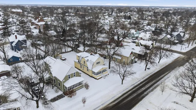 $275,000 | 544 College Avenue, Holland, MI 49423