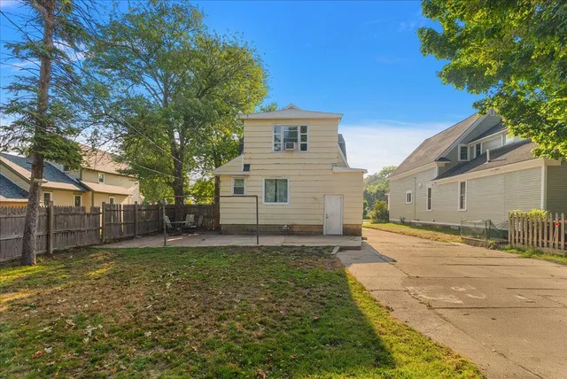 $275,000 | 544 College Avenue, Holland, MI 49423