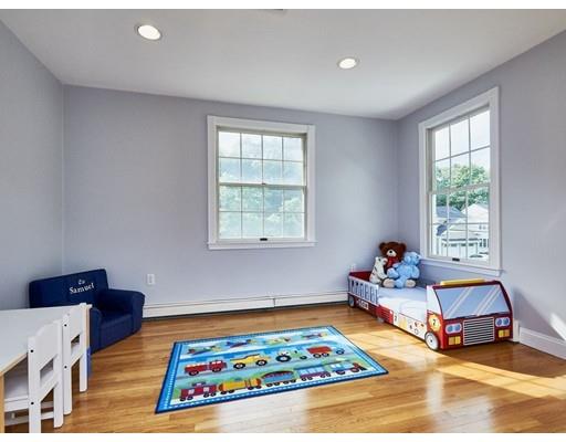 154 Wiswall Road Newton, MA 02459 - Photo 21 of 36