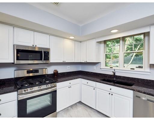 154 Wiswall Road Newton, MA 02459 - Photo 7 of 36
