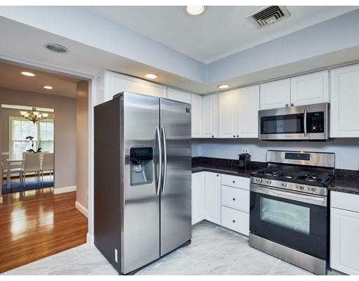 154 Wiswall Road Newton, MA 02459 - Photo 8 of 36