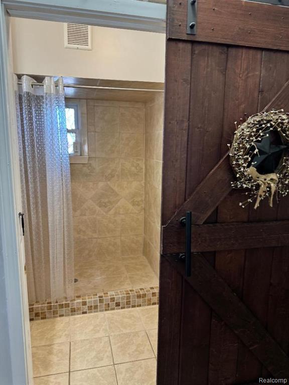 333 Bacon Street Bad Axe, MI 48413 - Photo 8 of 25