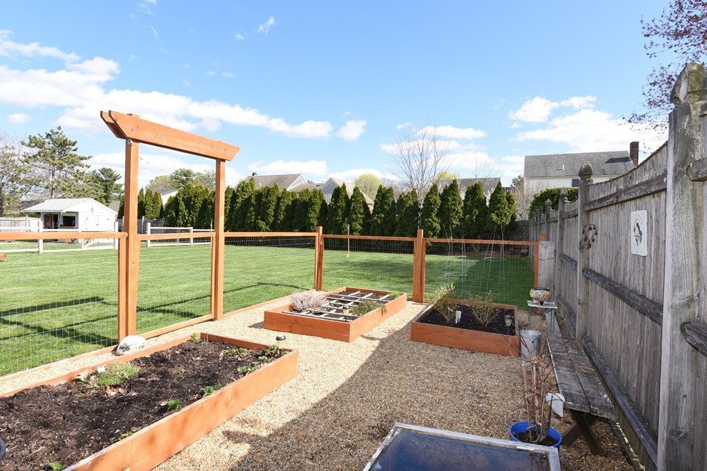 34 Ralston Road Weymouth, MA 02190 - Photo 28 of 30