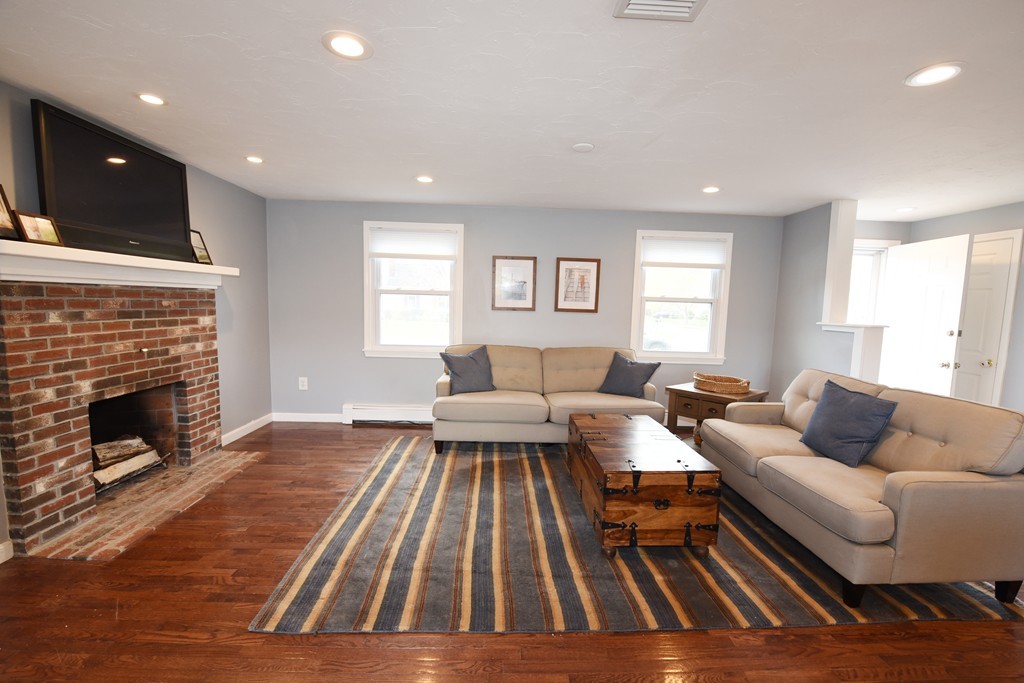 34 Ralston Road Weymouth, MA 02190 - Photo 6 of 30