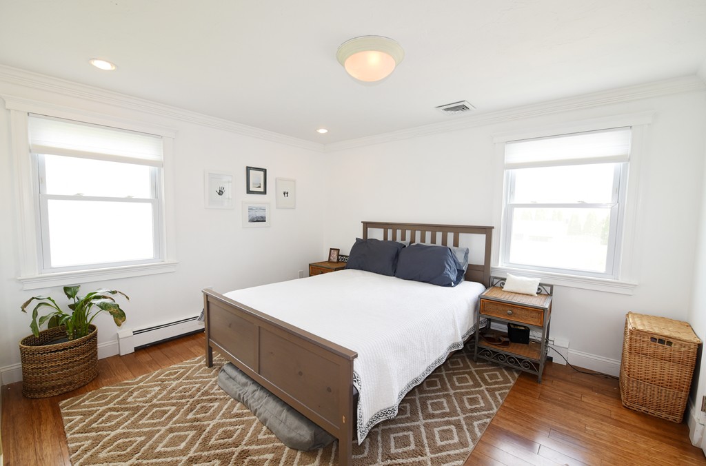 34 Ralston Road Weymouth, MA 02190 - Photo 9 of 30