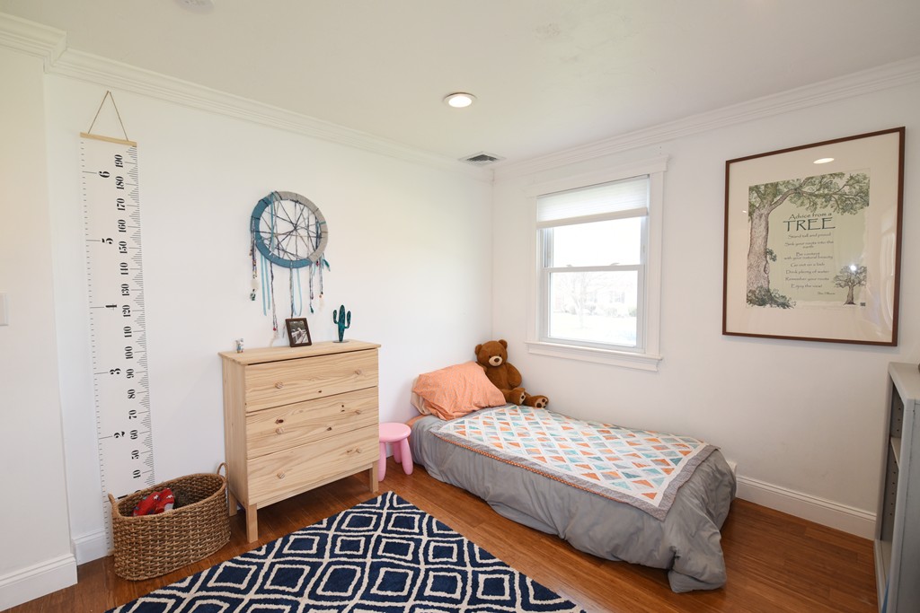 34 Ralston Road Weymouth, MA 02190 - Photo 10 of 30