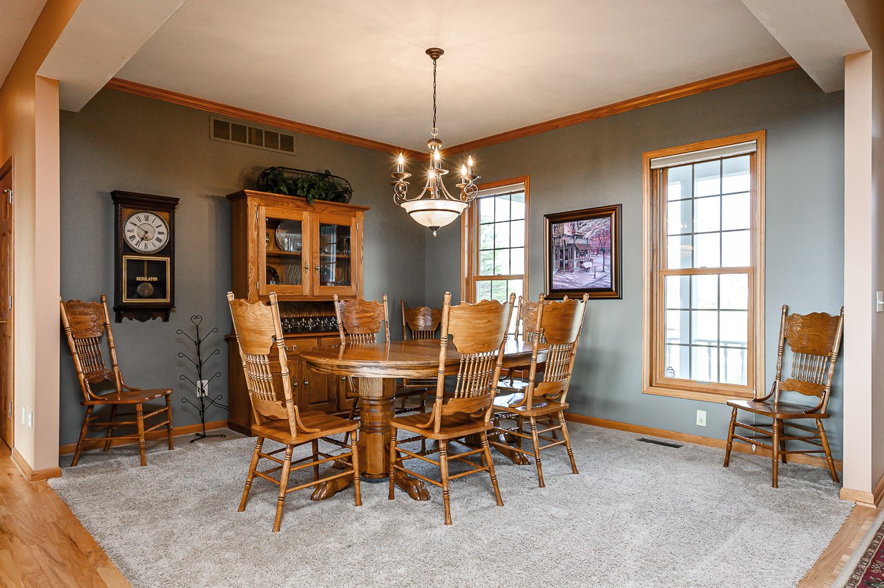 1510 Gump Road East Fort Wayne, IN 46845 - Photo 3 of 36