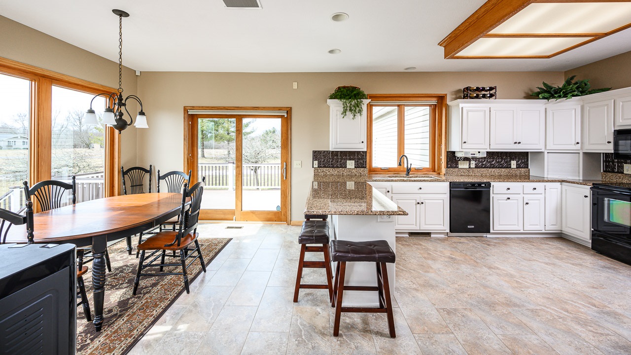 1510 Gump Road East Fort Wayne, IN 46845 - Photo 6 of 36