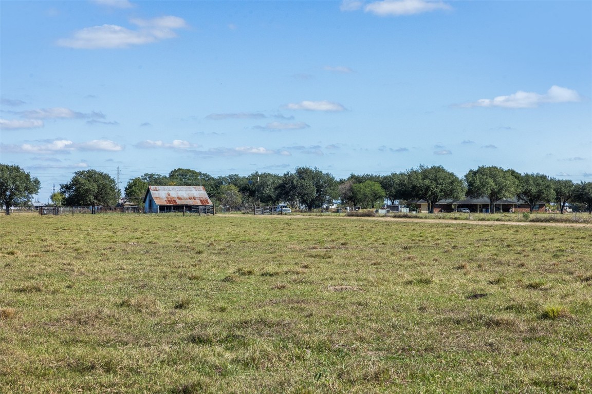 Tbd Johnston Road Wallis, TX 77485 - Photo 10 of 25