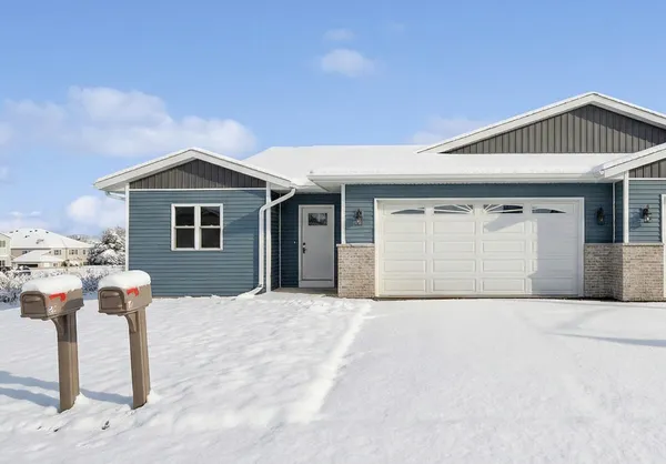 $339,900 | 922 Vogt Lane, Chilton, WI 53014