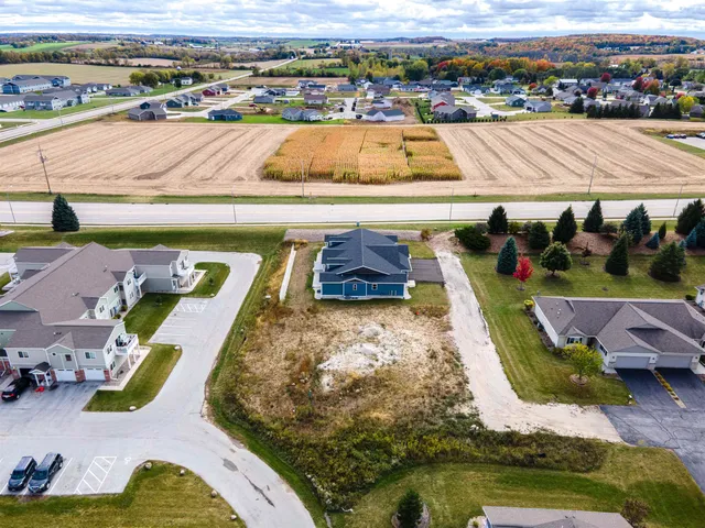 $339,900 | 922 Vogt Lane, Chilton, WI 53014