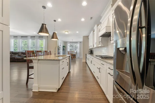 $899,999 | 1906 Pensco Pond Court, Waxhaw, NC 28173