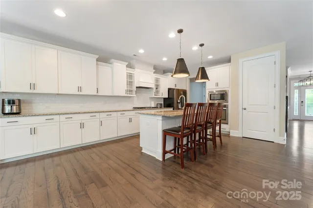 $899,999 | 1906 Pensco Pond Court, Waxhaw, NC 28173