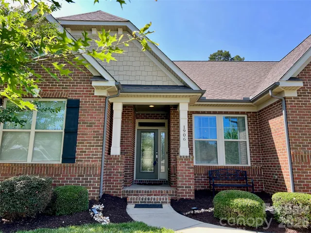 $899,999 | 1906 Pensco Pond Court, Waxhaw, NC 28173