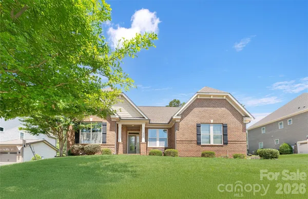$899,999 | 1906 Pensco Pond Court, Waxhaw, NC 28173