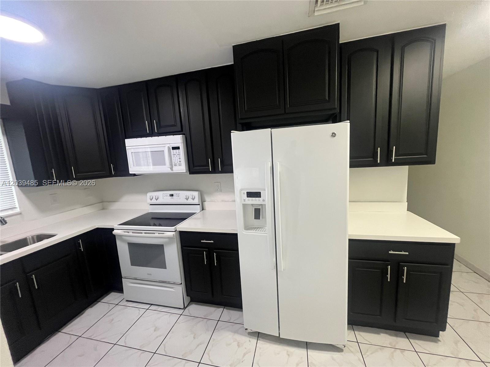 28 East 20th Street, Unit 1 Hialeah, FL 33010 - Photo 2 of 14